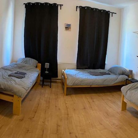 Worker Apartments Bernsdorf-Wiednitz Ngoại thất bức ảnh